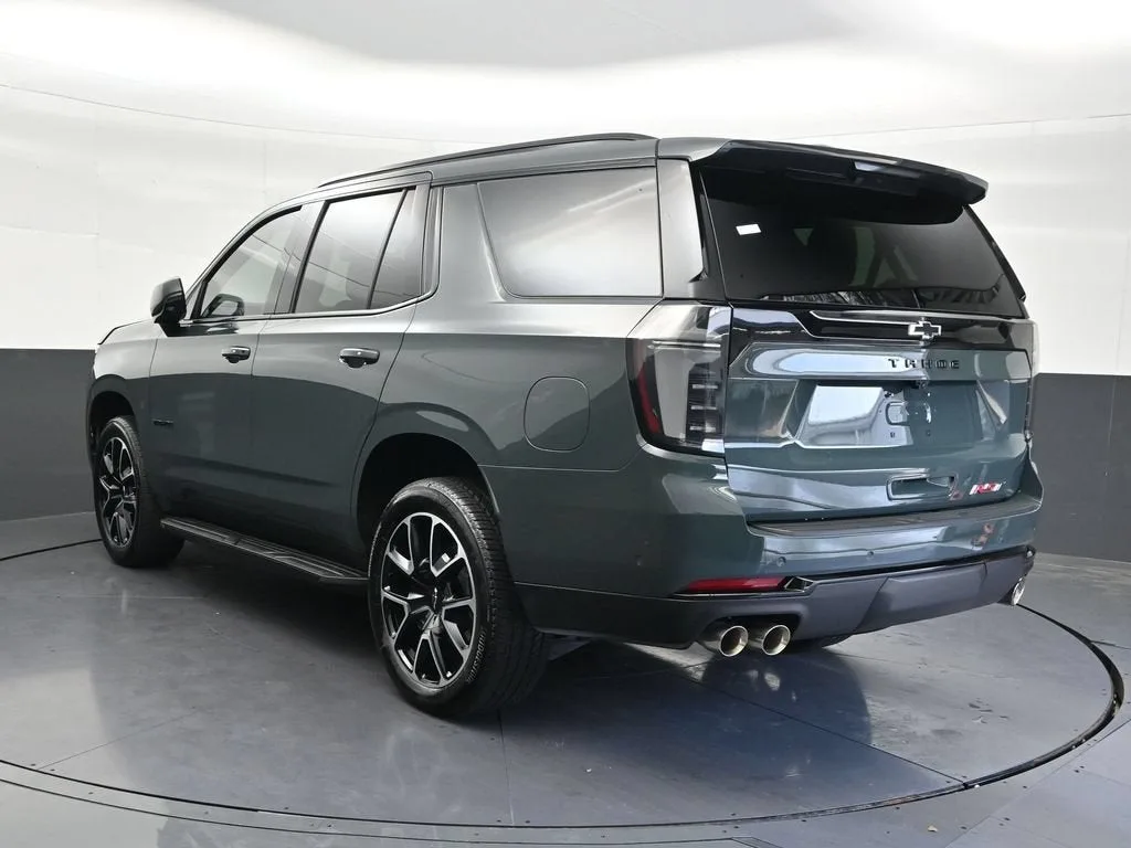 2026 Chevrolet Tahoe RST photo 3