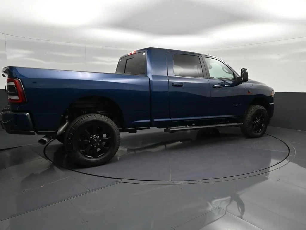 2024 RAM 2500 Laramie photo 3