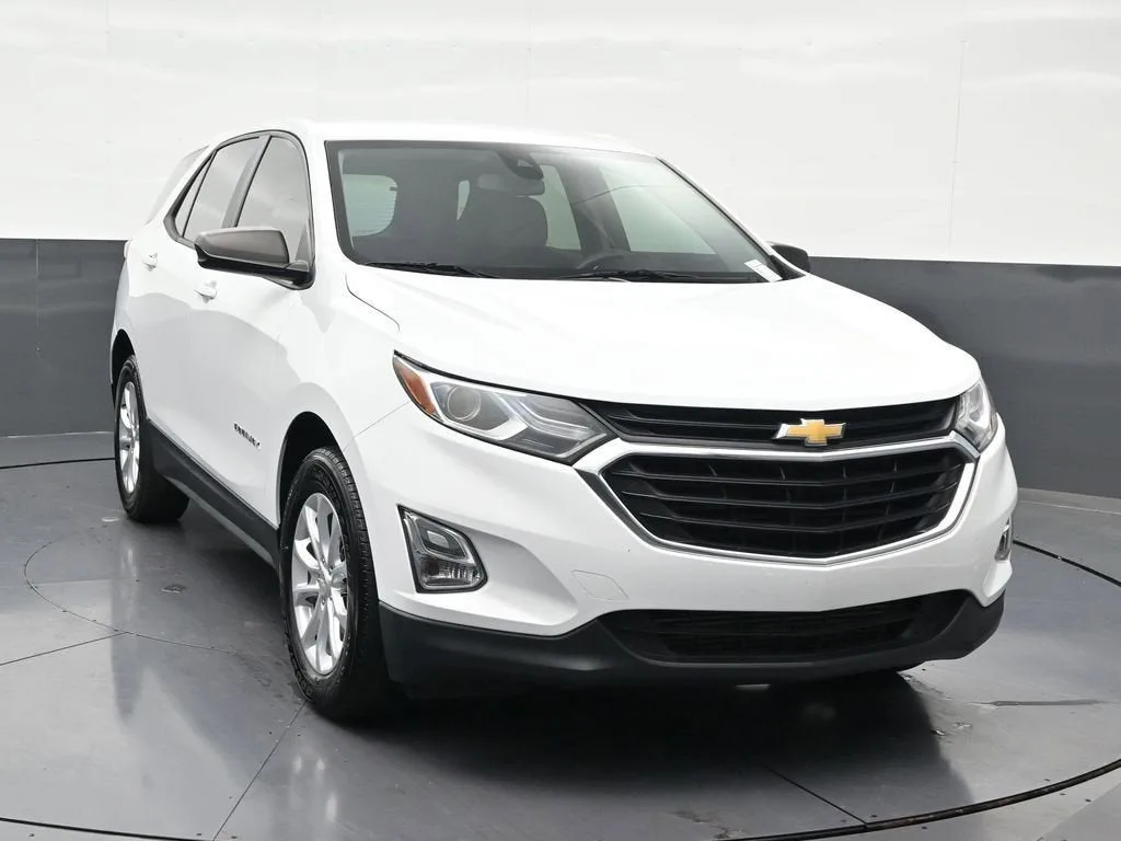 2020 Chevrolet Equinox LS photo 8