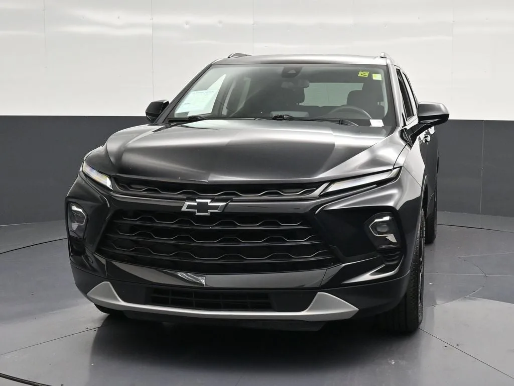 2024 Chevrolet Blazer LT photo 6