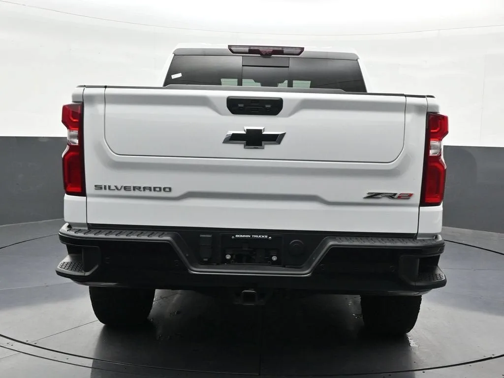 2024 Chevrolet Silverado 1500 ZR2 photo 4