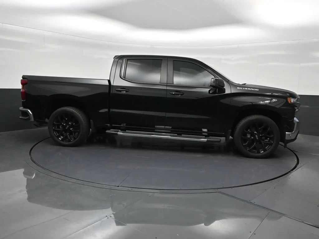 2020 Chevrolet Silverado 1500 LT photo 7