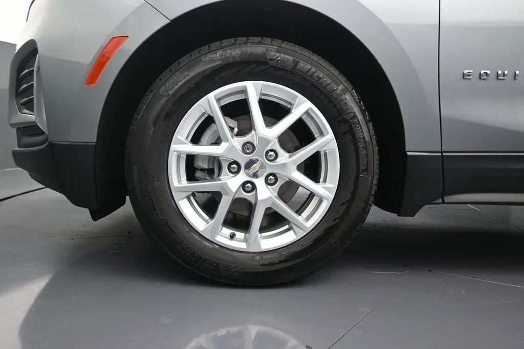 2024 Chevrolet Equinox LT photo 10