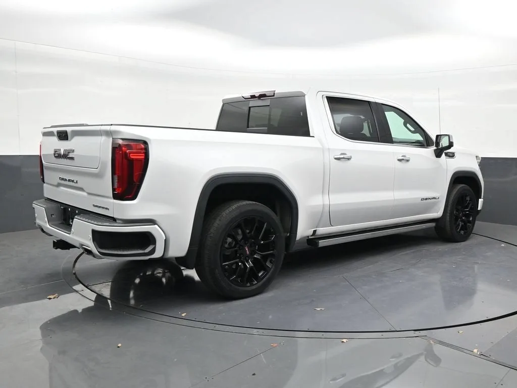 2023 GMC Sierra 1500 Denali photo 5