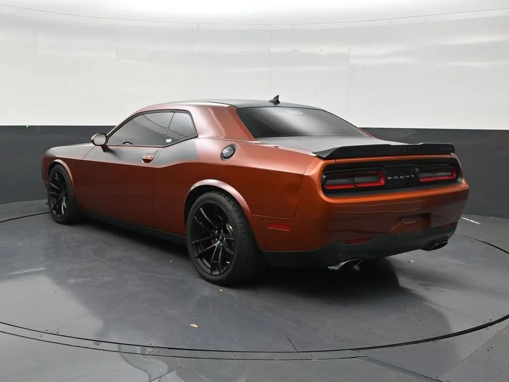 2021 Dodge Challenger R/T Scat Pack photo 3