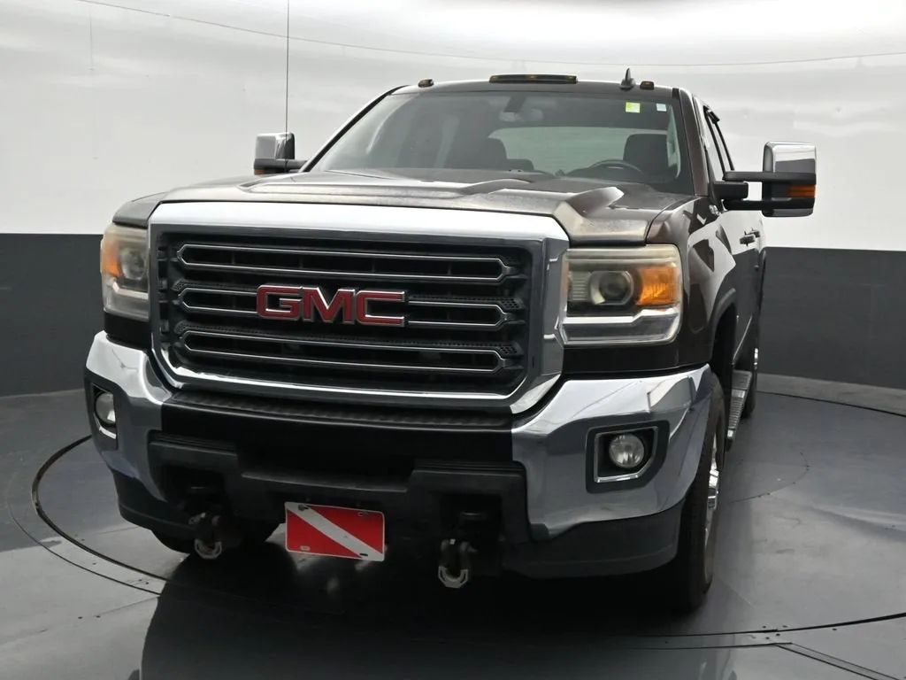 2016 GMC Sierra 2500 HD SLE photo 9