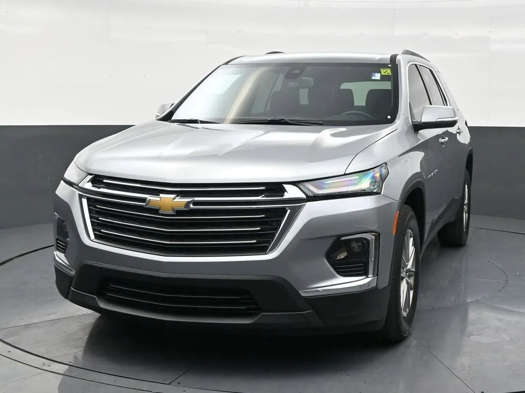 2024 Chevrolet Traverse Limited LT Cloth photo 8