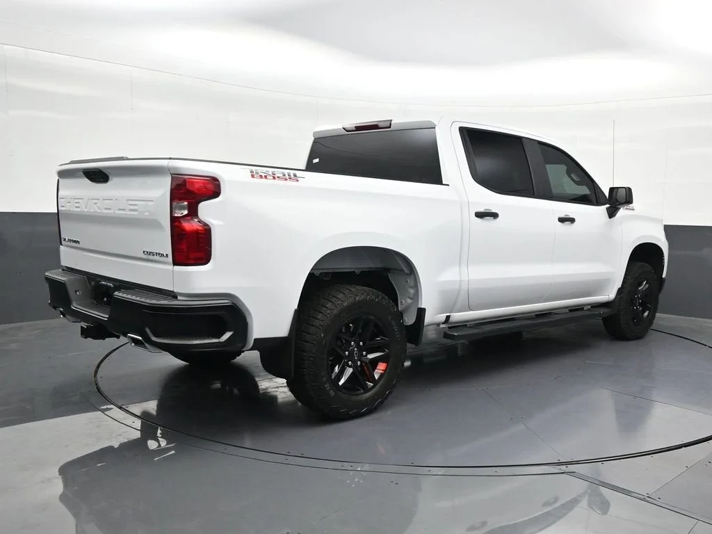 2025 Chevrolet Silverado 1500 Custom Trail Boss photo 5