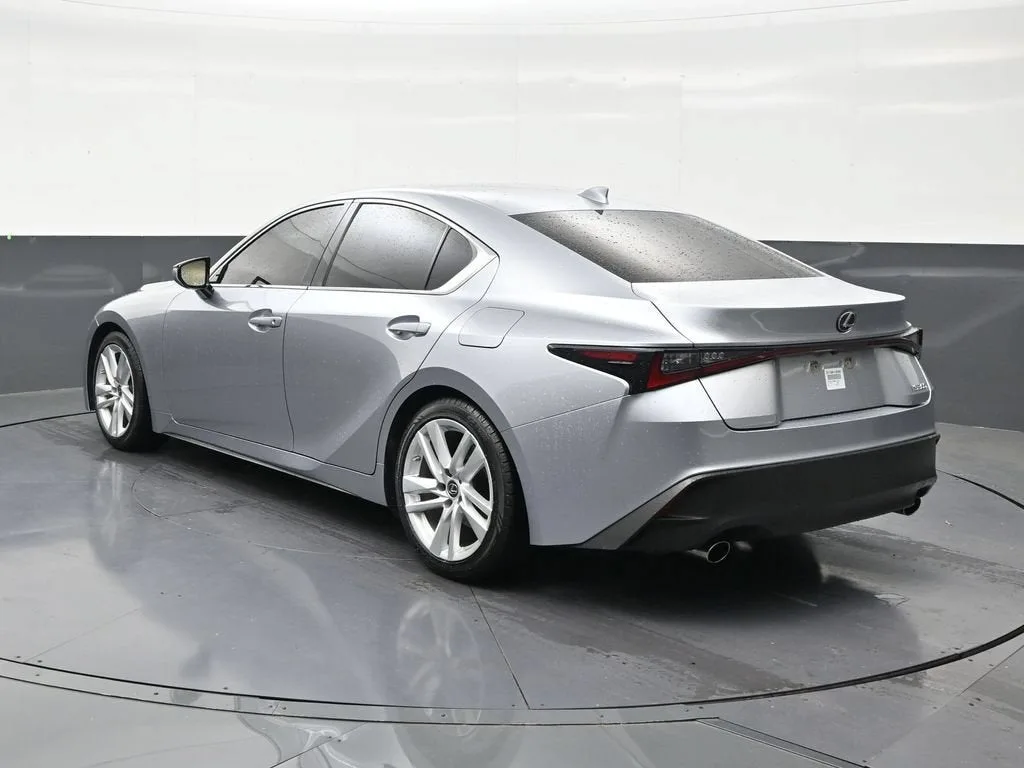 2021 Lexus IS 300 IS 300 photo 3