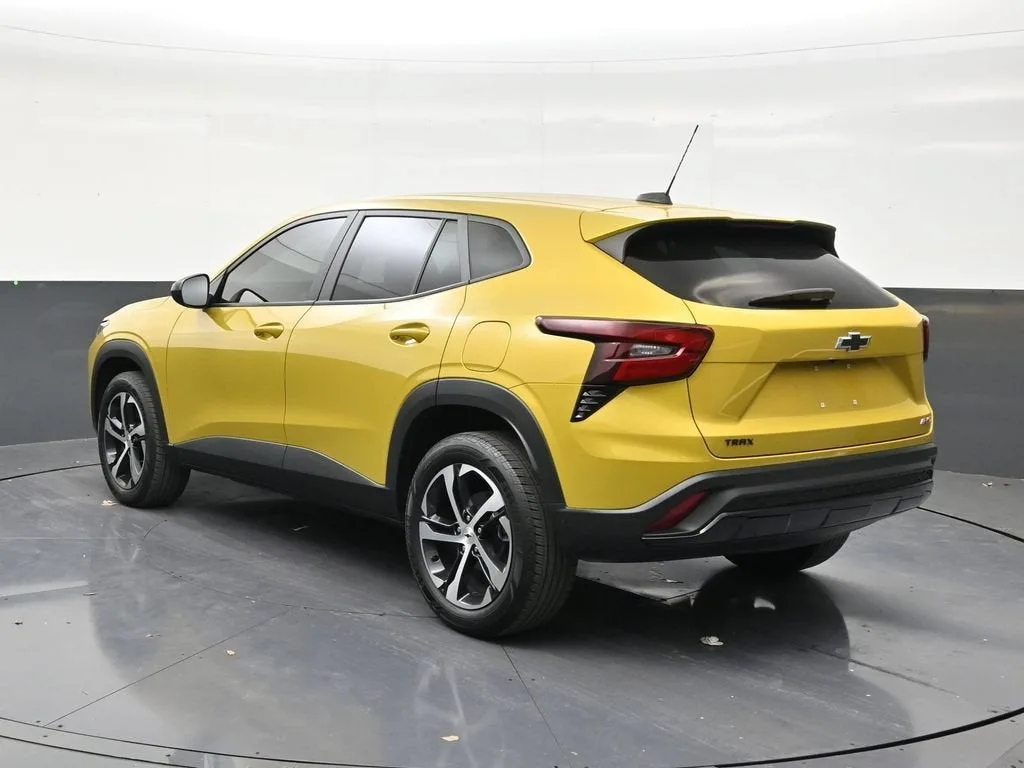 2024 Chevrolet Trax 1RS photo 3