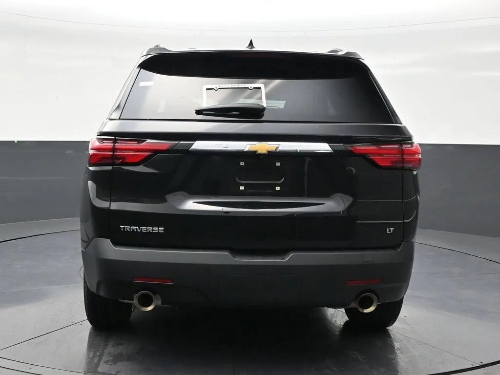 2023 Chevrolet Traverse LT Cloth photo 4