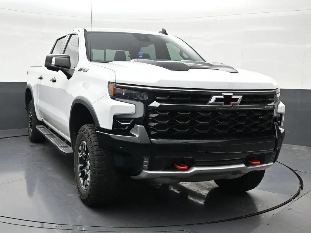 2024 Chevrolet Silverado 1500 ZR2 photo 8