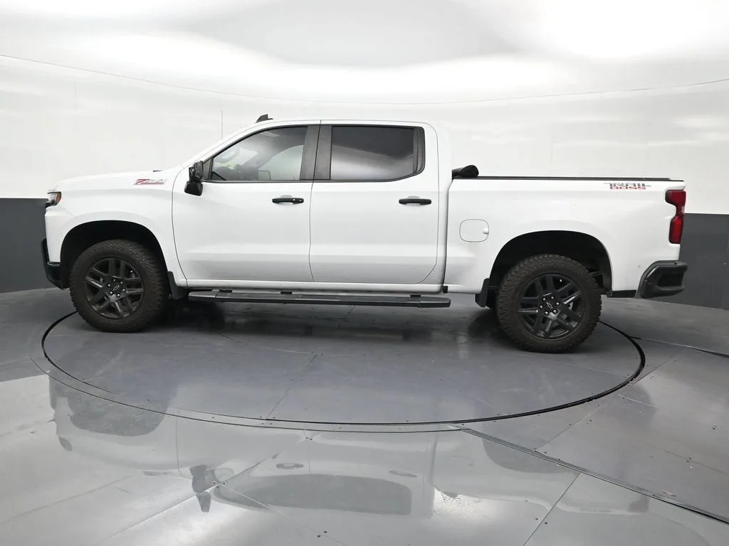 2021 Chevrolet Silverado 1500 LT Trail Boss photo 2