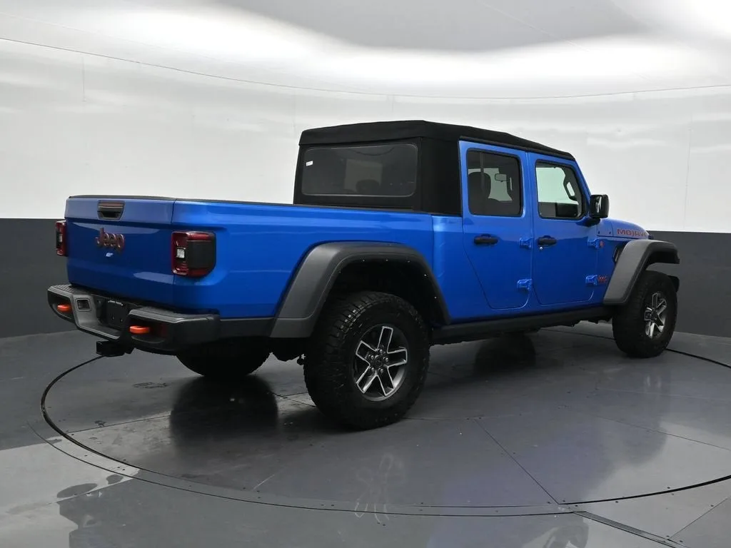 2024 Jeep Gladiator Mojave photo 5