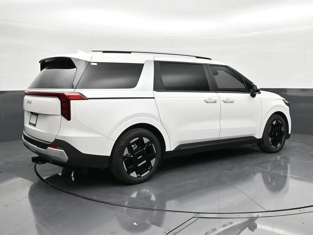 2025 Kia Carnival MPV EX photo 5