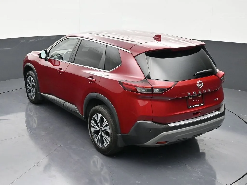 2022 Nissan Rogue SV FWD photo 12