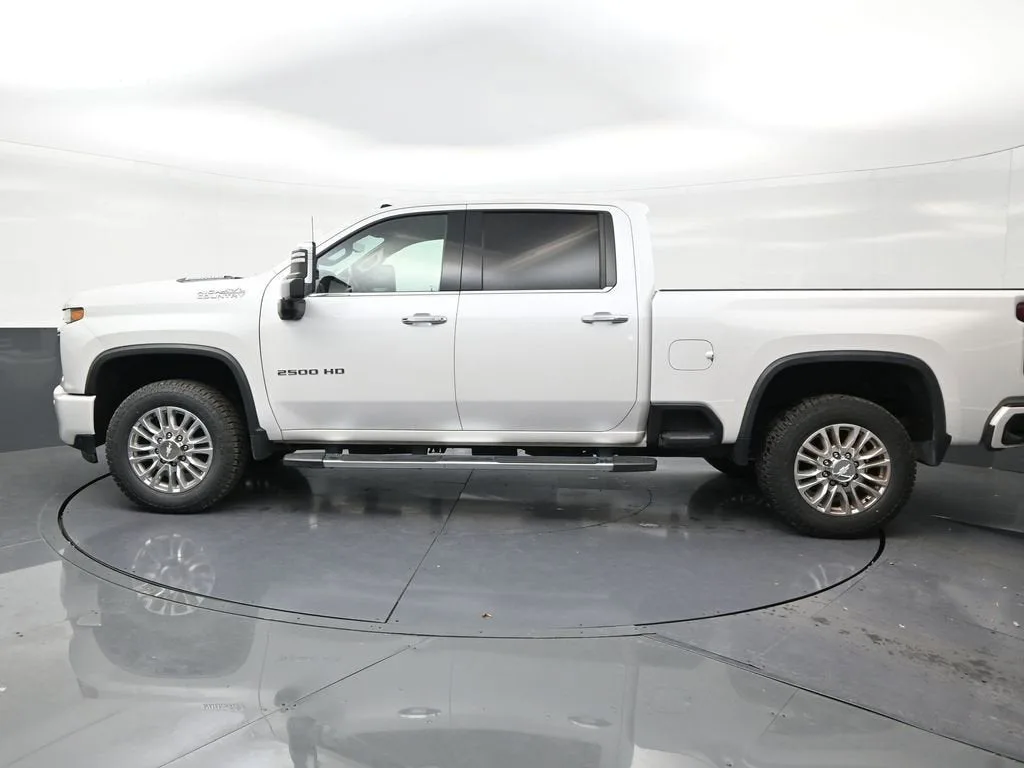 2020 Chevrolet Silverado 2500 HD High Country photo 2