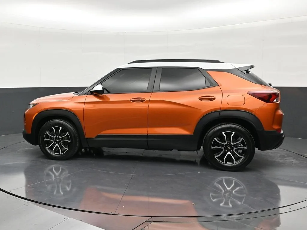 2023 Chevrolet Trailblazer ACTIV photo 2