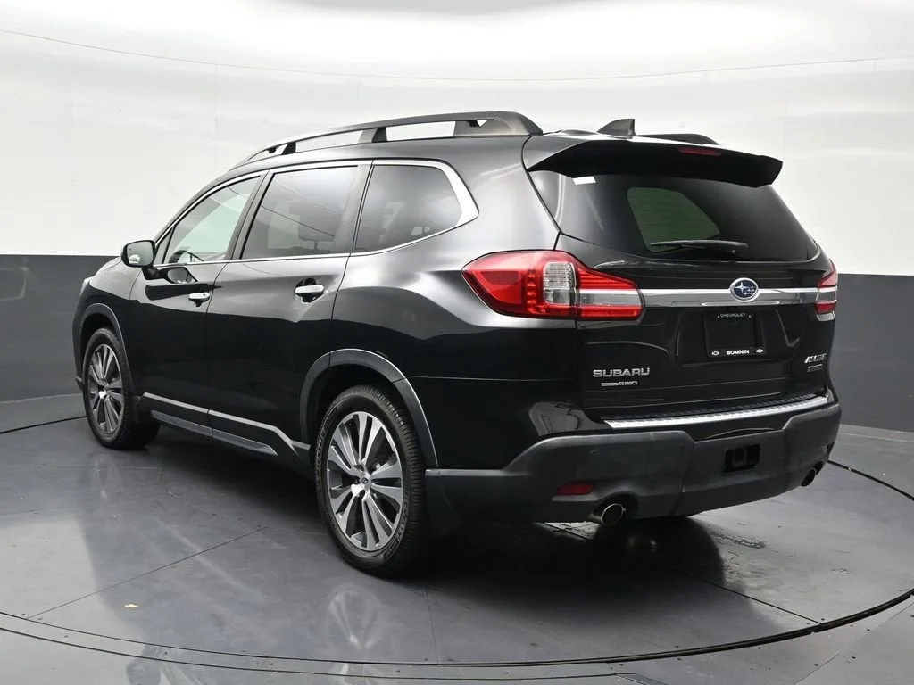 2020 Subaru Ascent Touring photo 3