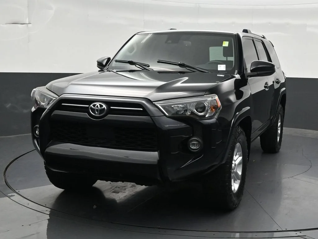2021 Toyota 4Runner SR5 photo 9