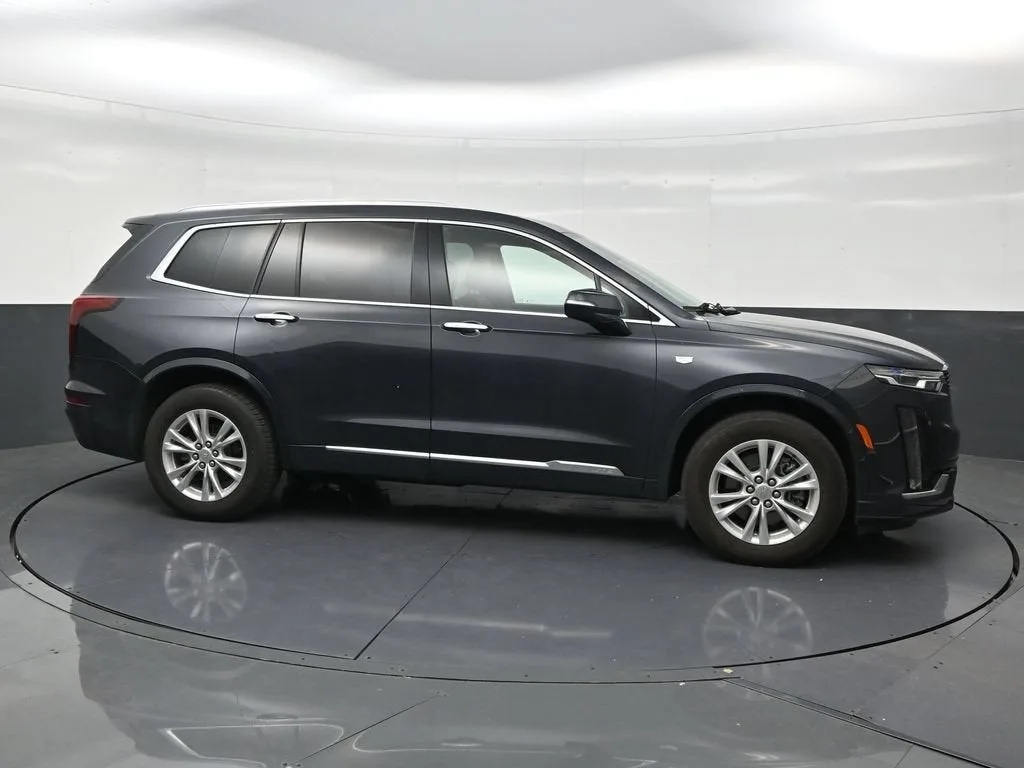 2023 Cadillac XT6 Luxury photo 6