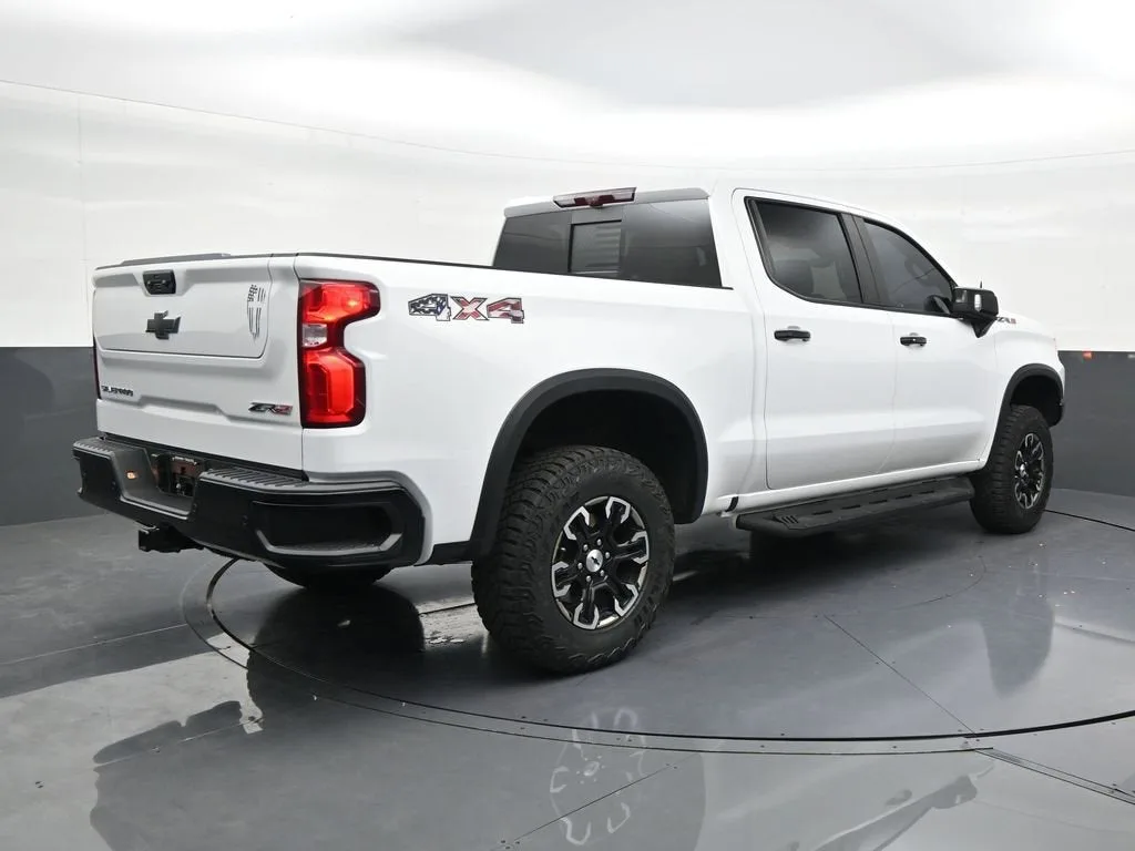 2024 Chevrolet Silverado 1500 ZR2 photo 5