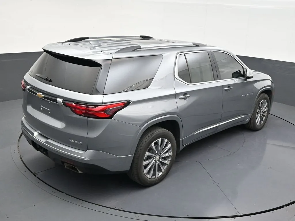 2023 Chevrolet Traverse Premier photo 16