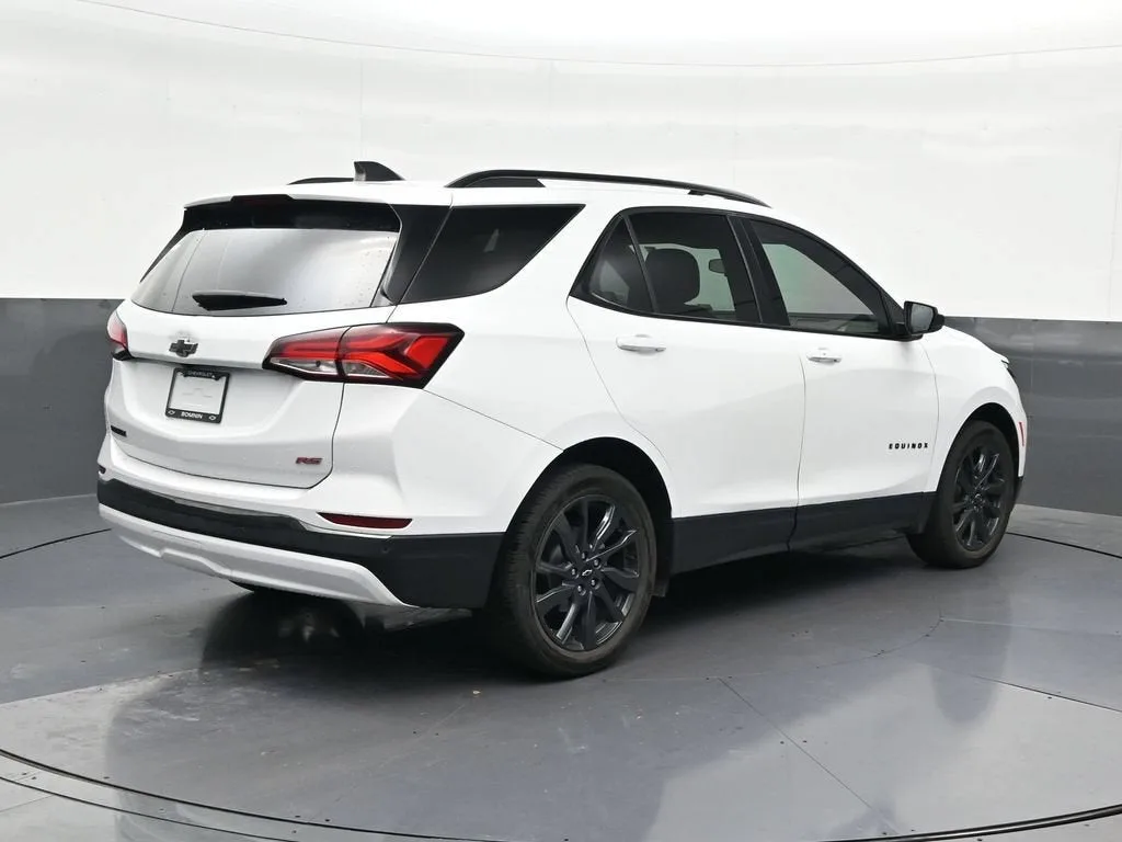 2023 Chevrolet Equinox RS photo 5