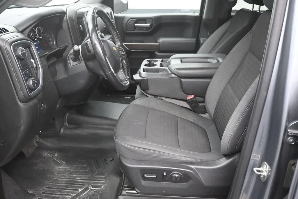 2021 Chevrolet Silverado 1500 LT photo 10
