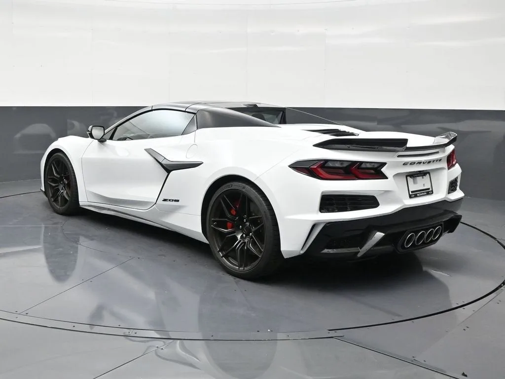 2026 Chevrolet Corvette Z06 1LZ photo 3