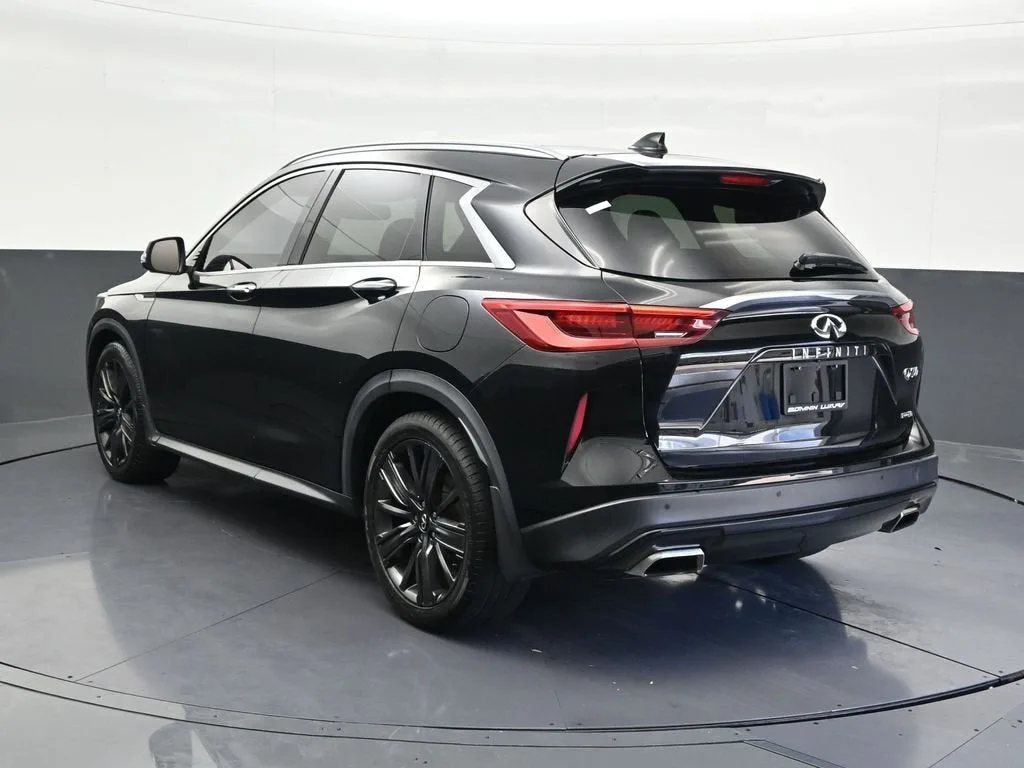 2020 INFINITI QX50 ESSENTIAL photo 3