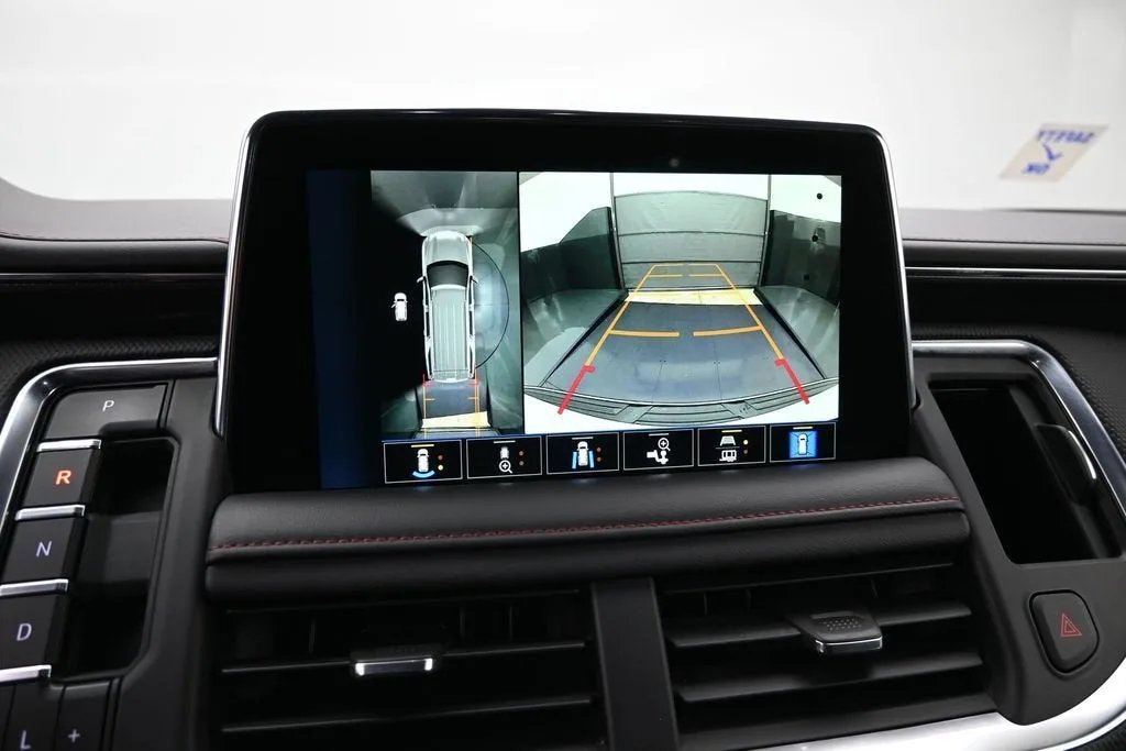 2022 Chevrolet Tahoe RST photo 11