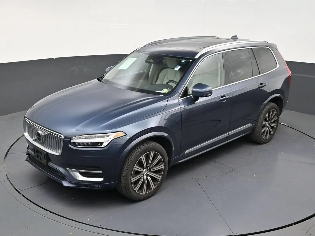 2023 Volvo XC90 Plus photo 12