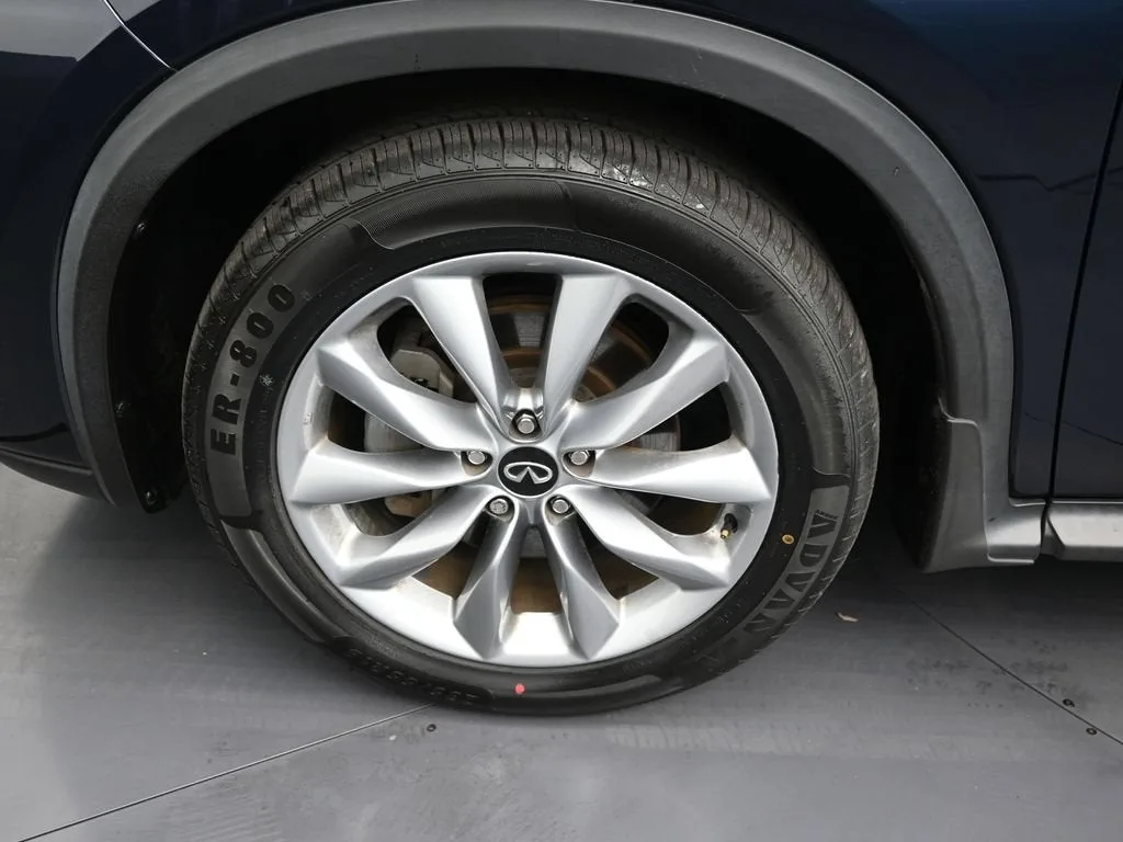 2022 INFINITI QX50 PURE photo 9