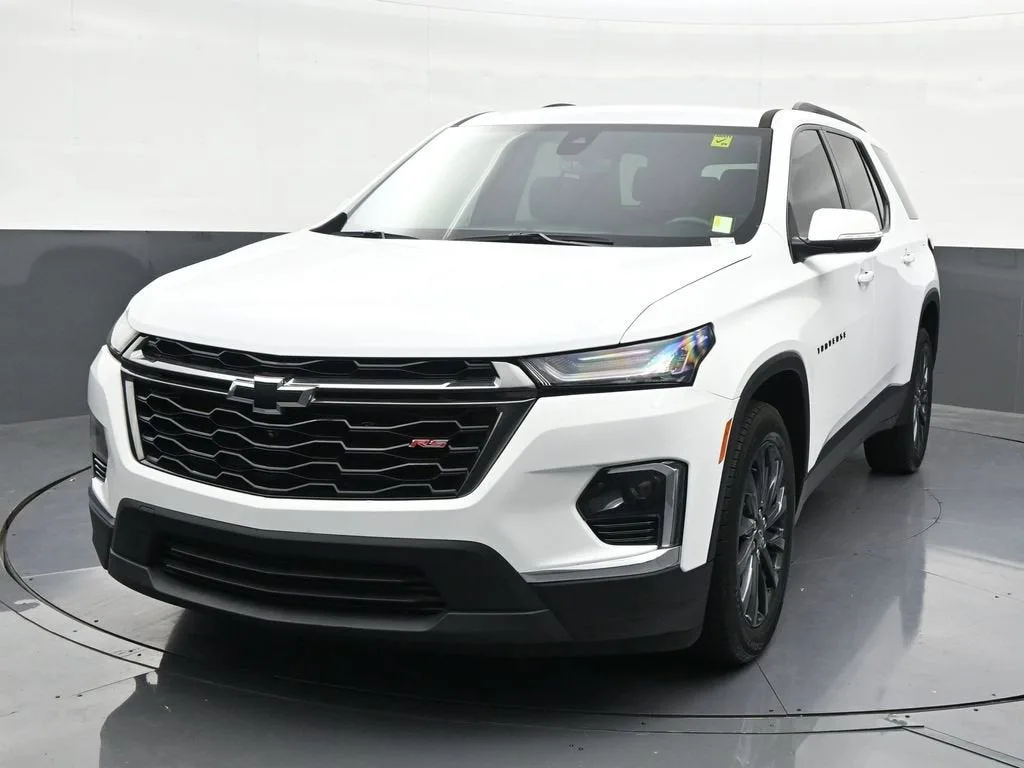 2023 Chevrolet Traverse RS photo 9