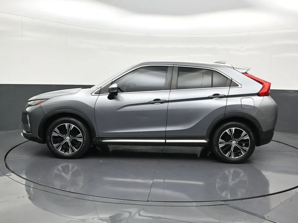 2020 Mitsubishi Eclipse Cross SE 1.5T photo 2