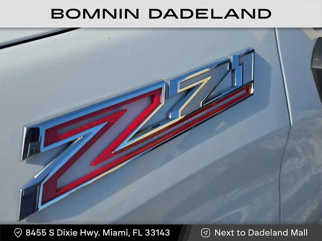 2025 Chevrolet Silverado 1500 Custom Trail Boss photo 10