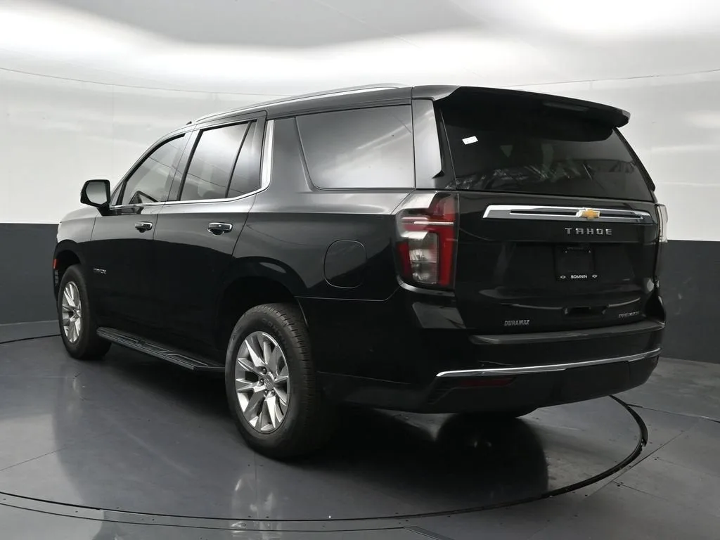 2023 Chevrolet Tahoe Premier photo 3