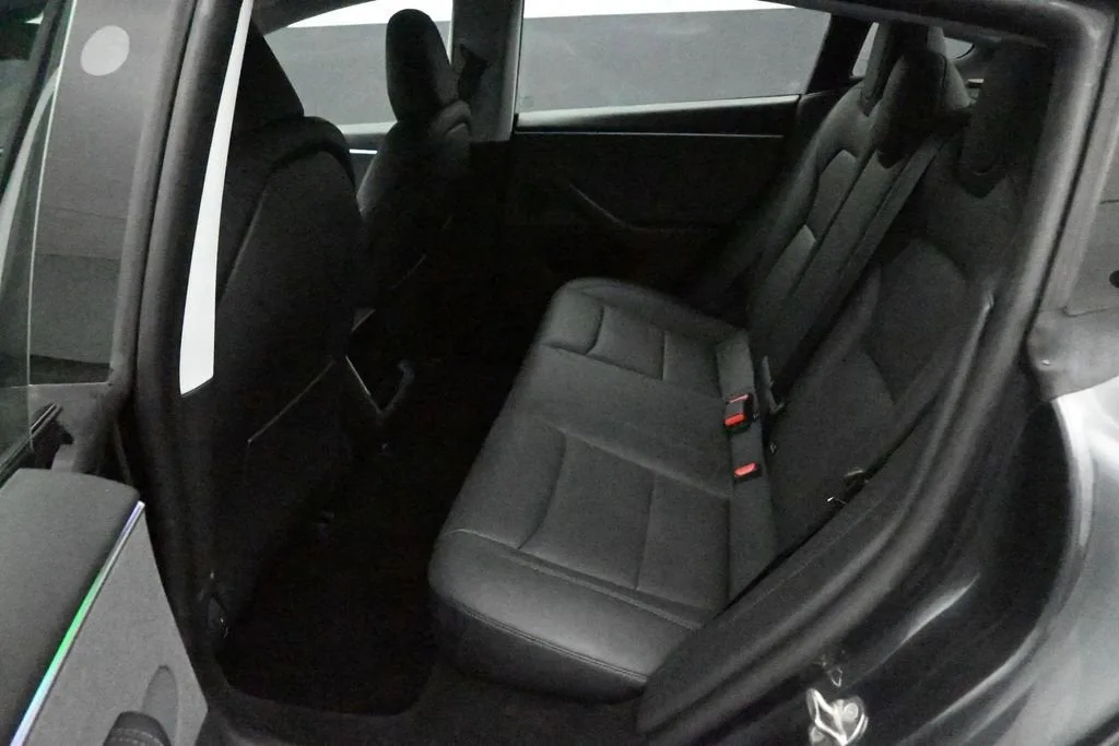 2024 Tesla Model 3 4DR RWD photo 12
