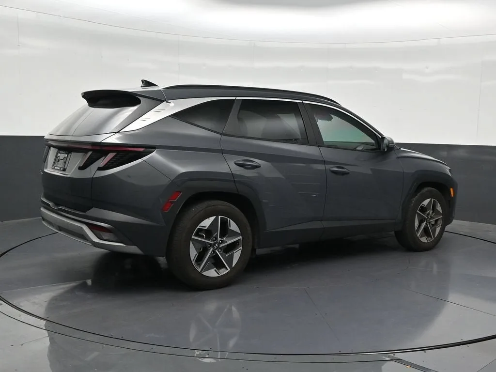 2025 Hyundai Tucson SEL Convenience photo 8