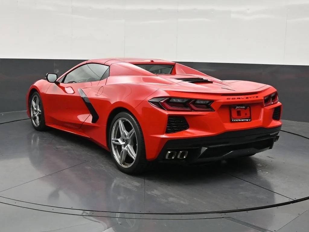 2024 Chevrolet Corvette Stingray 1LT photo 3