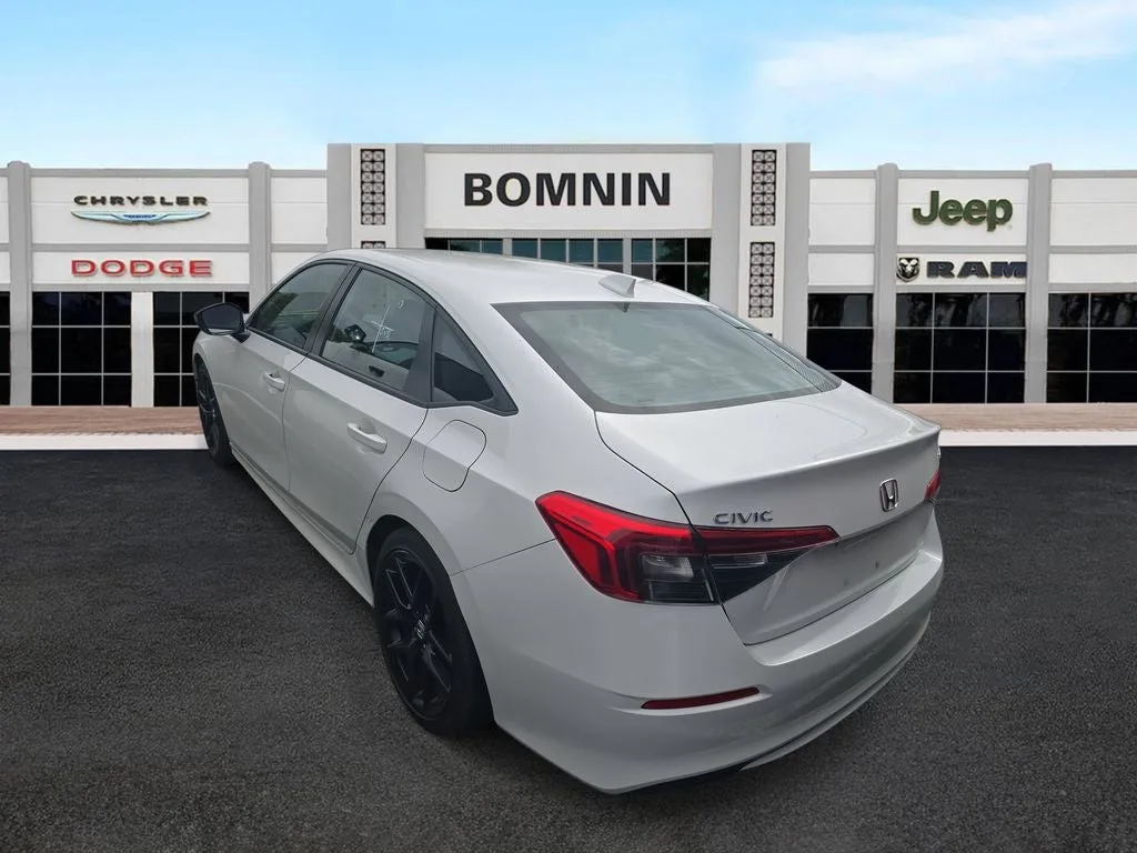 2024 Honda Civic Sport photo 4