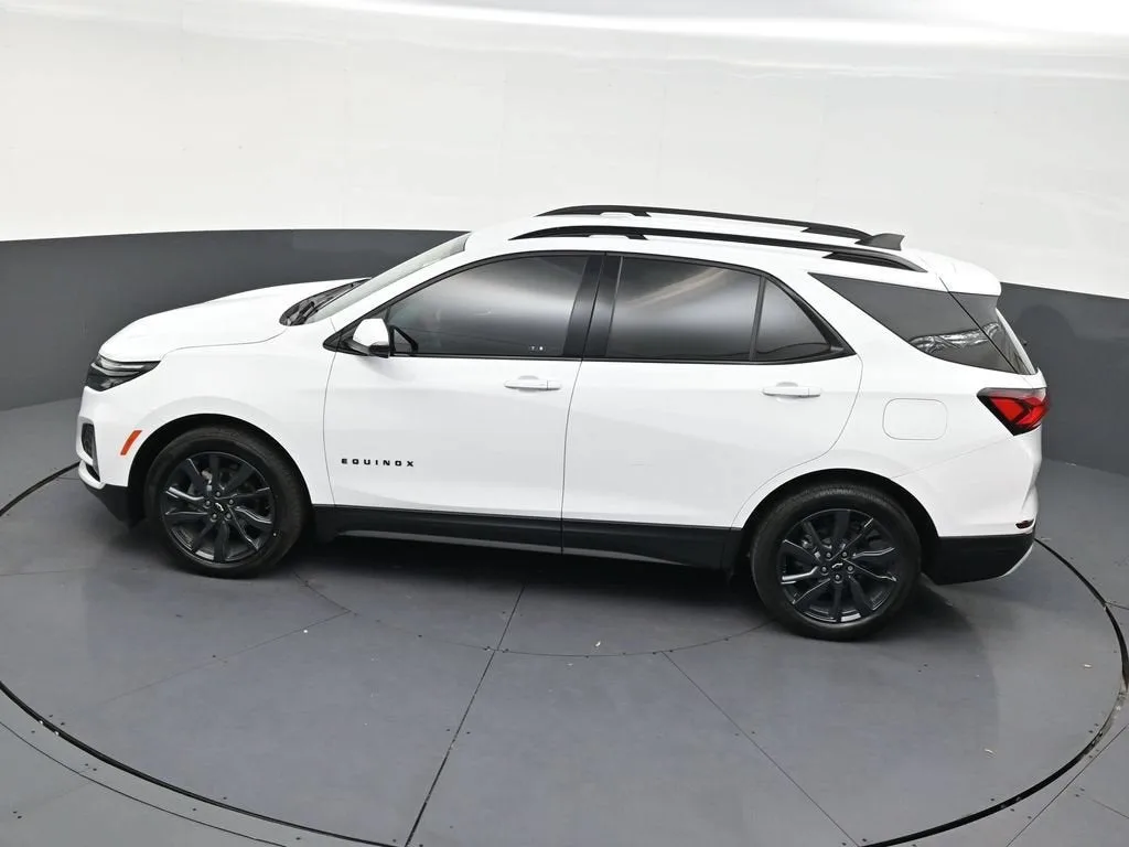 2023 Chevrolet Equinox RS photo 10