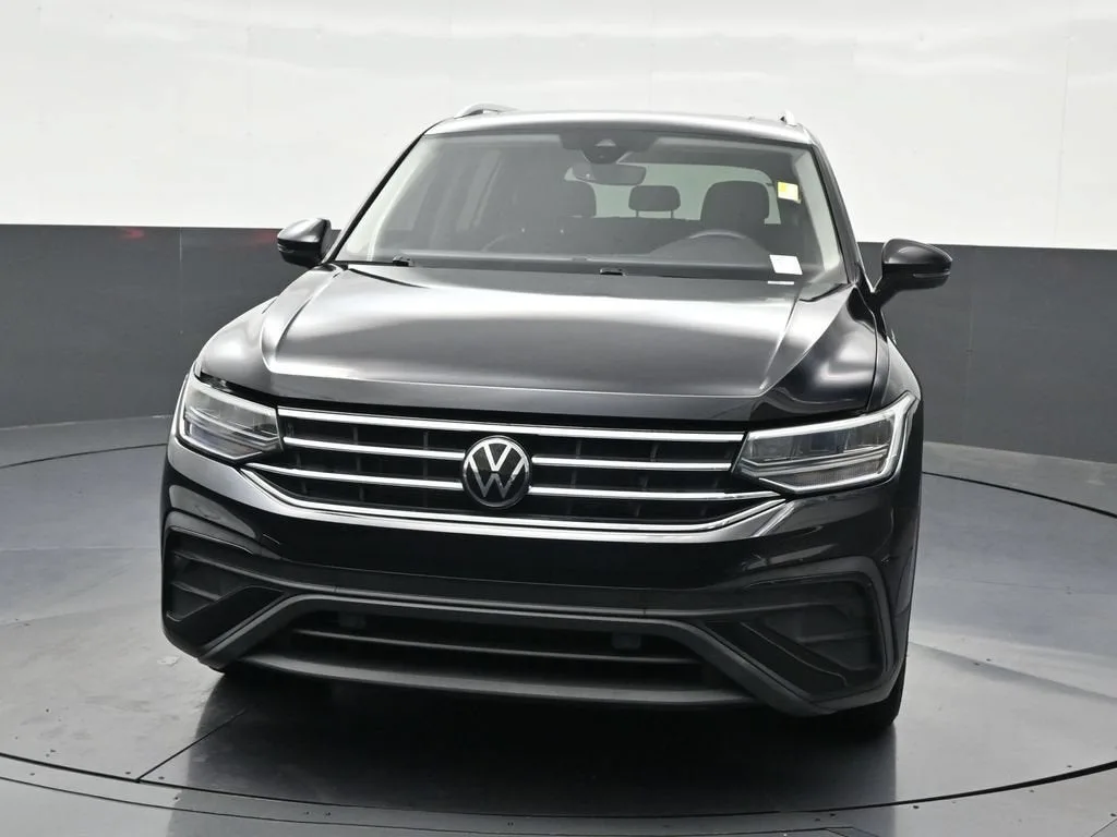 2022 Volkswagen Tiguan SE photo 9