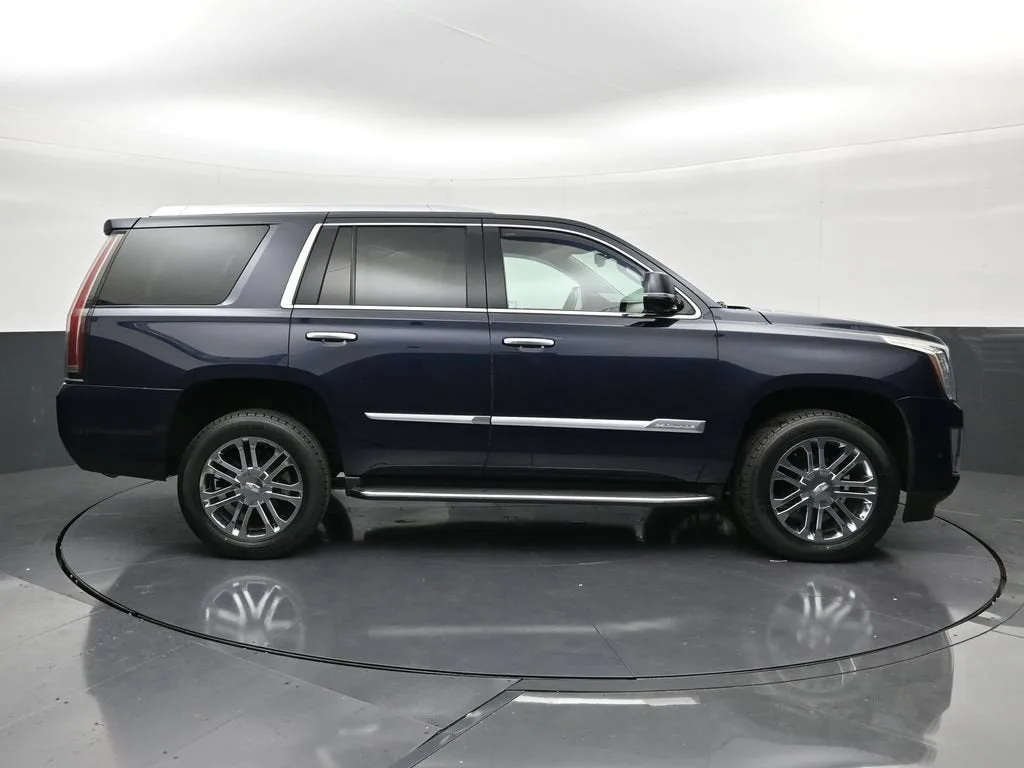 2020 Cadillac Escalade 2WD Standard photo 6