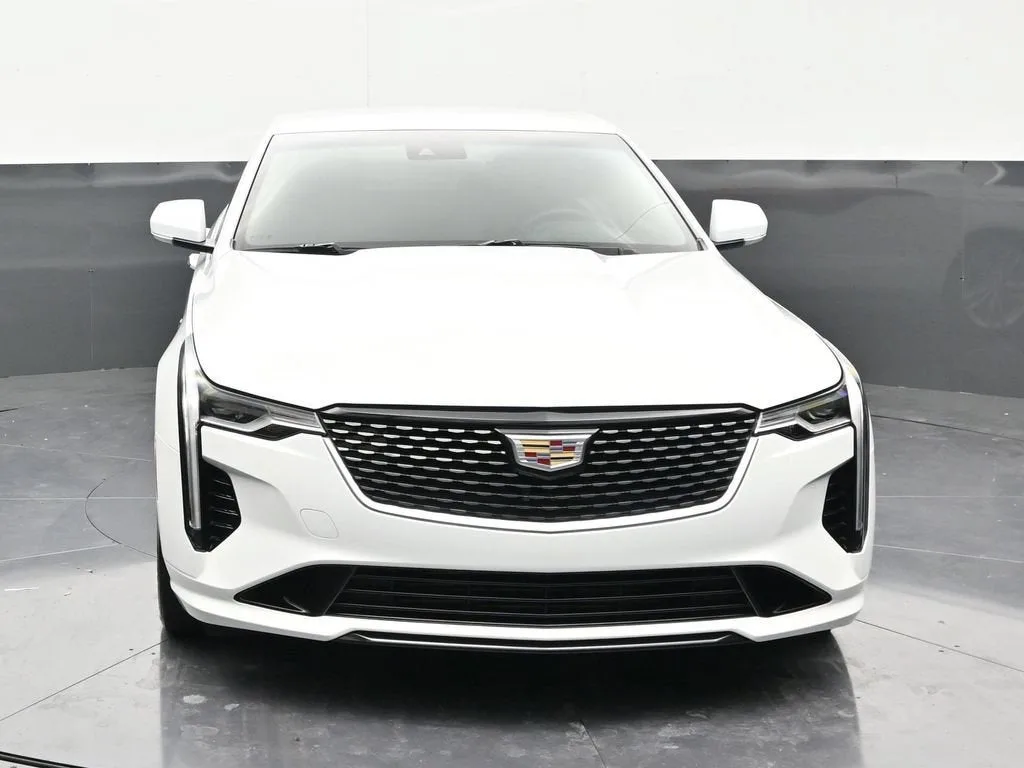 2023 Cadillac CT4 Luxury photo 8