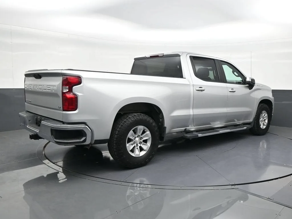 2022 Chevrolet Silverado 1500 LTD LT photo 5