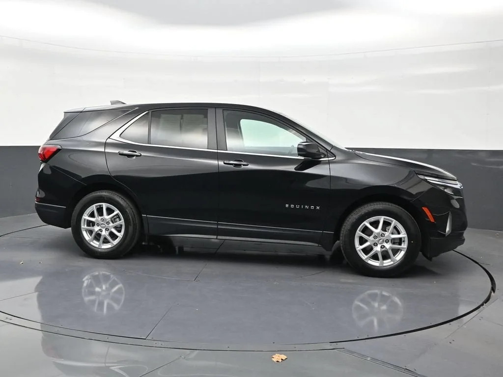 2024 Chevrolet Equinox LT photo 6