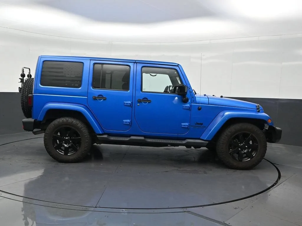 2014 Jeep Wrangler Unlimited Altitude photo 7