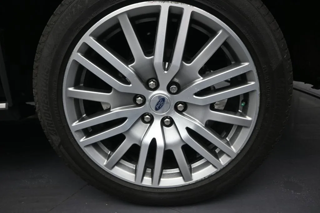 2023 Ford Expedition Limited photo 10
